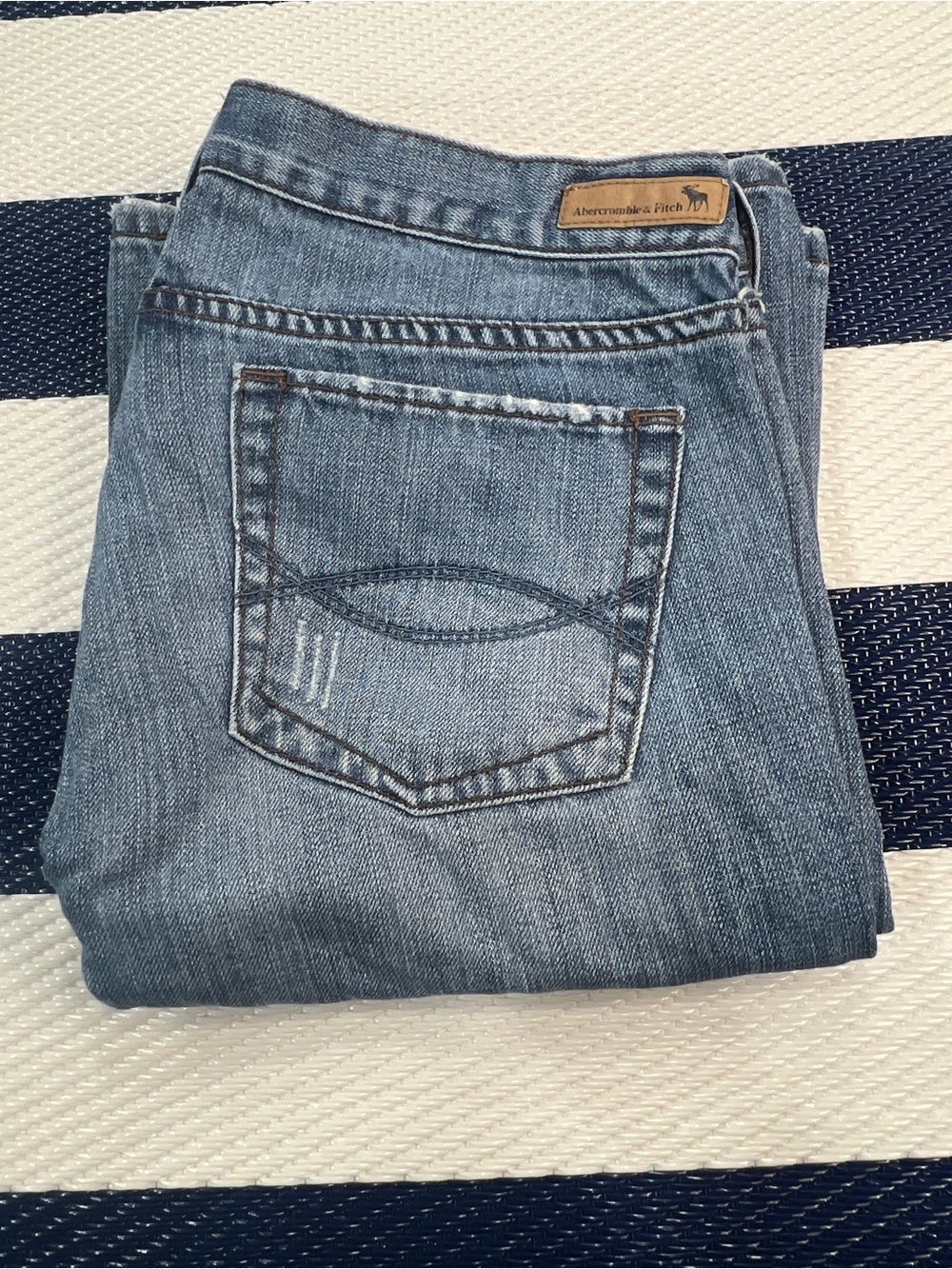 Abercrombie & Fitch 101 Flared Jeans Light Wash Y2K Denim - Picture 3 of 6